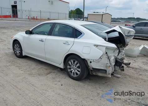 2013 Nissan Altima 2.5 S z USA, uszkodzony, nr VIN 1N4AL3AP0DC168580